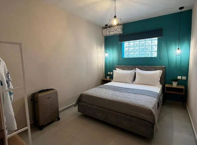 Veni's Apartment Potos